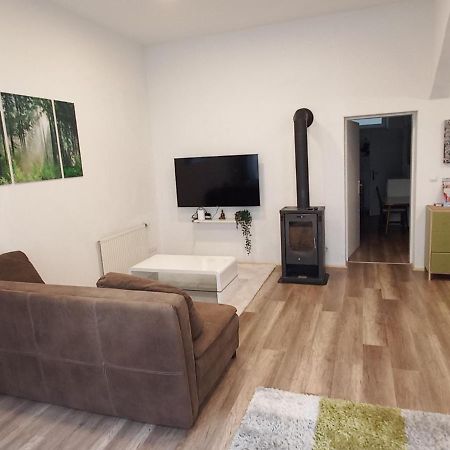City Apartment Mit Direktzugang Bécs Kültér fotó