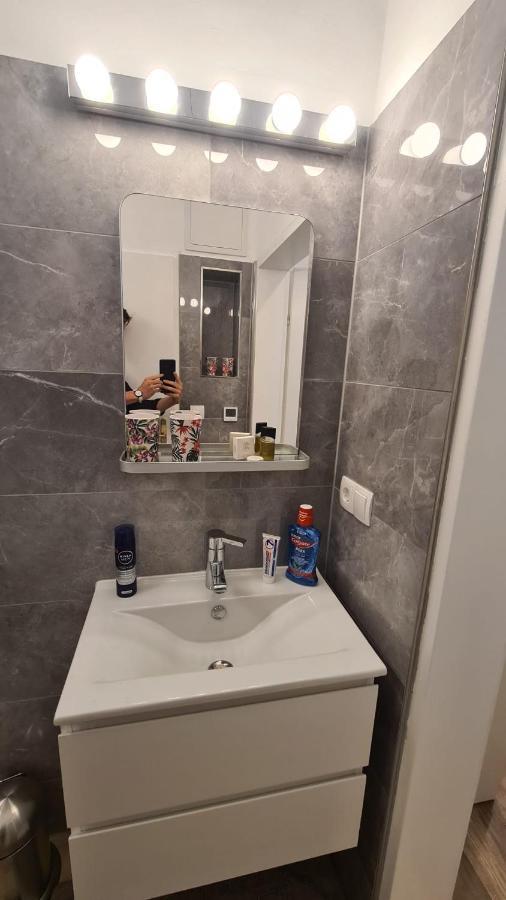 City Apartment Mit Direktzugang Bécs Kültér fotó