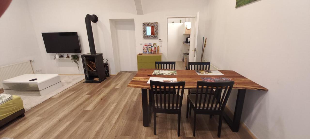 City Apartment Mit Direktzugang Bécs Kültér fotó